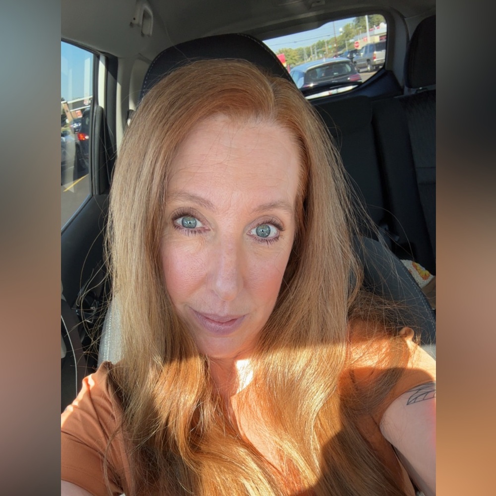 Meet your Posher, Annie